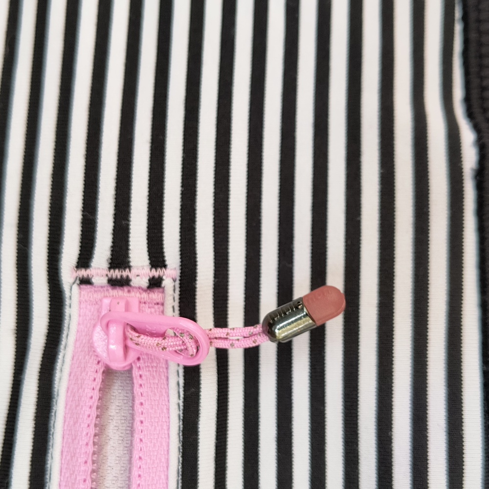 Lululemon Rare 2014 Seawheeze legging - Picture 8 of 11
